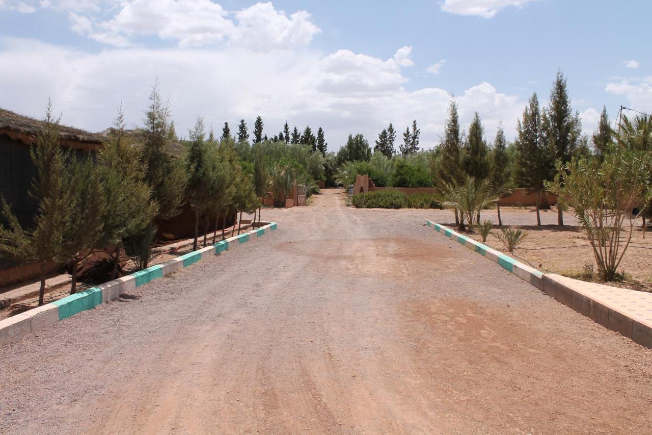 Dar Alfourssane Ferme D'Hote วาร์ซาเซต ภายนอก รูปภาพ
