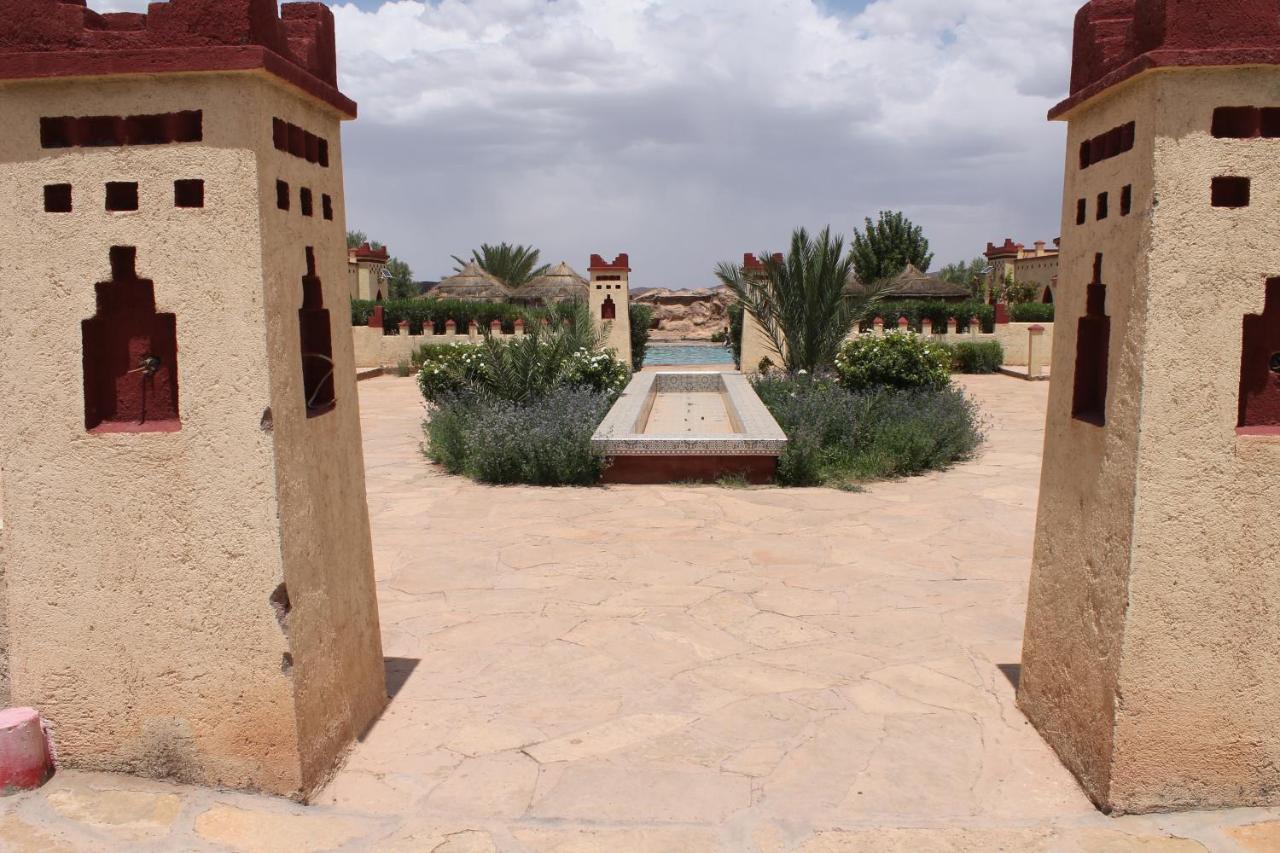 Dar Alfourssane Ferme D'Hote วาร์ซาเซต ภายนอก รูปภาพ