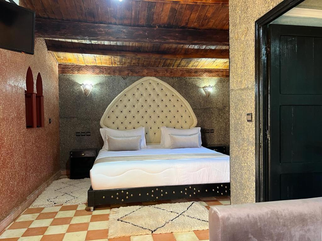 Dar Alfourssane Ferme D'Hote วาร์ซาเซต ภายนอก รูปภาพ