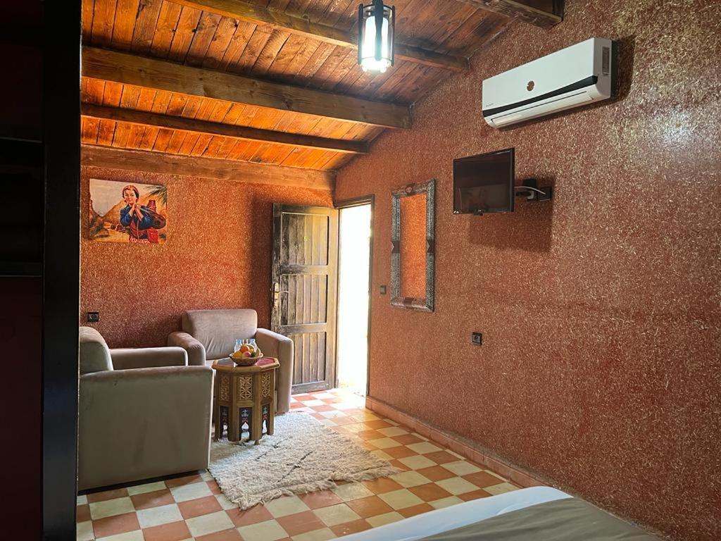 Dar Alfourssane Ferme D'Hote วาร์ซาเซต ภายนอก รูปภาพ