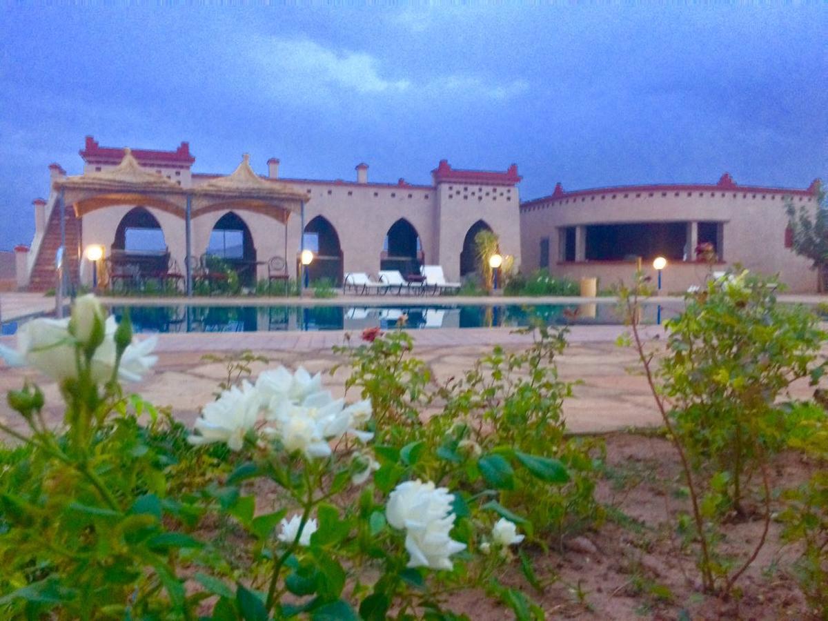 Dar Alfourssane Ferme D'Hote วาร์ซาเซต ภายนอก รูปภาพ