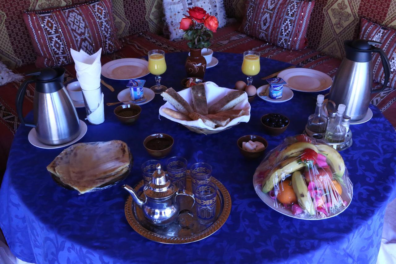 Dar Alfourssane Ferme D'Hote วาร์ซาเซต ภายนอก รูปภาพ
